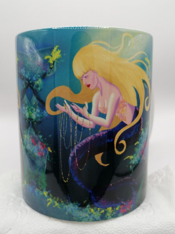 Treasure hunting mermaid Art-Mug